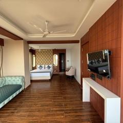 Hotel Biva & Biva Food Court