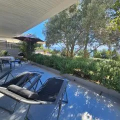 VILLA MEDITERANEA direct at the sea