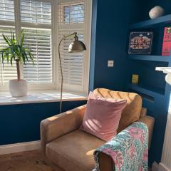 Life's A Beach - cosy, luxury cottage in Ashley Cross, Poole