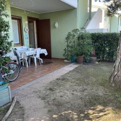 Nice flat with pool and garden