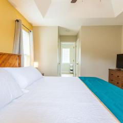 Family & Couples King Suite Home Near Lake Norman State Park & 30 mins from Charlotte