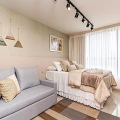 Studio Aconchegante com A/c em Ótima Região-MUV406