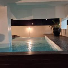 Luxury Oaks Apartment