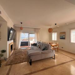 Ático con vistas al mar y terraza