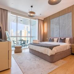 Luxury 1BR Apartment at JBR Walk, Sea & Dubai Eye Views