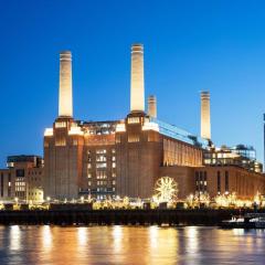 Newly Refurbed Battersea Apt by Thames & Free Parking