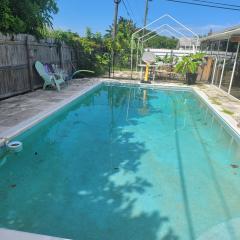 PalmBeachLake&PoolFrom69dollarsForPersonDayly