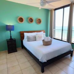 Playa Mujeres 1BDR Oceanfront Pool Parking