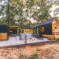 Nordic Couples Cabin W Hot Tub, Sauna, Grill