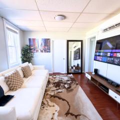 3 Bedroom Smart Apartment Sleeps 11 with Parking Near Times Square