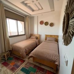 Banana Surf Lodge & Surfcamp