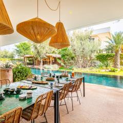 Villa Aila Elegant 6 Bedrooms Spa, Cinema Pool