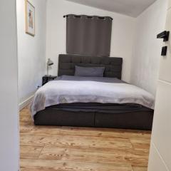 Green Hill Apartment