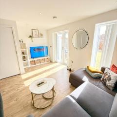 Stylish Manchester Home in Salford, FreeParking