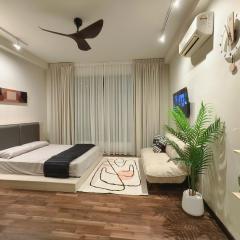 Molek Regency Cozy Studio 15 min to CIQ -4pax 1 CP