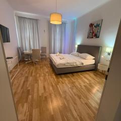 MD Studios 7th District