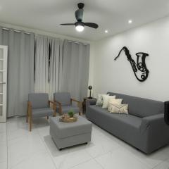 4 Min Walk to Copacabana Beach! 1BR Above Historic Roxy Theater
