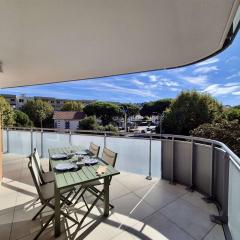Appartement moderne 4 pièces, climatisé, parking, Cavalaire-sur-Mer - FR-1-226B-248