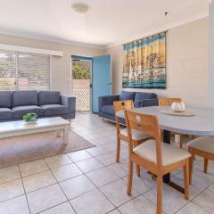 Blueys Beach Villa Manyana 25