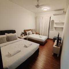 K'Avenue Lucky Stay Suite by Tondu Tolumis