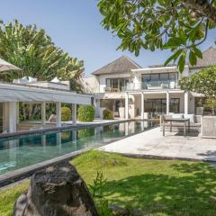 5 br Mansion 180 Ocean view, 200m to Beach