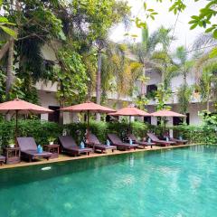 The Moon Residence & Spa