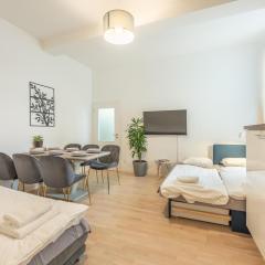 HOMELY I Central 44m2 APT I ELEVATOR I Self Check-In