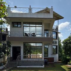 Estillo -River touch, Mountain view