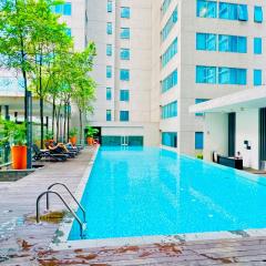 Luxury Mercu Summer Suites KLCC By JT