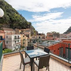 Ce Tour - Casa Cetara Centro 1