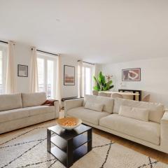 Superb apt a c – 2BR 6P – St Germain-des-Prés