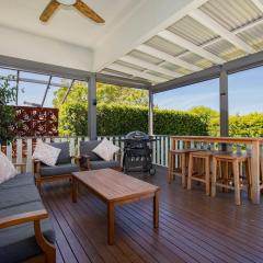 Mayfield Grove Vintage Escape with Modern Comfort