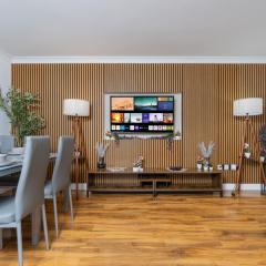 Open Mind Property - 3 Bed Home with Free Parking