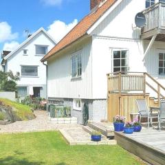 Awesome Home In Hälkeviksstrand With 2 Bedrooms And Wifi