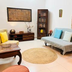 The YelloMello House 1BHK fast Wi-Fi AC Pet-Friendly Cosy Cottage