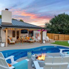 Club Fritz - Karaoke Lounge Pool & Hot Tub