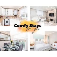 3-Bed Apartment - Sleeps up to 6 - Near City Centre - Free Parking