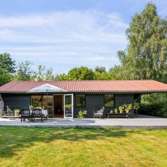 Charming Cottage Near Heatherhill With SPA - Rågeleje