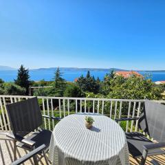 DOBRILA NV Apartment with terrace and sea view