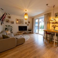 Sunny Garden Apartment