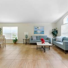 Cozy No-Carpet Home Heated Pool Disney