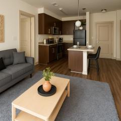 Central Birmingham Stylish Midrise Unit