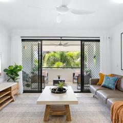 Adina Oasis Top-Floor Apartment