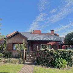 Casa a 1 cuadra del golf - Familias y jovenes