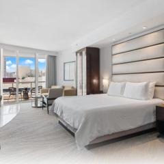 FontaineBleau Resort Balcony w Ocean and City View