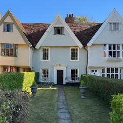 Manor Cottage