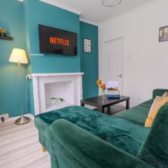 The Medway Hub Contractors & Families Welcome -Sleeps 6 - Pool Table