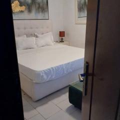 Chambre meublée