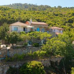 Lithea Villas and Studios by the Sea