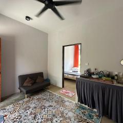 NazSeri Hideaway
